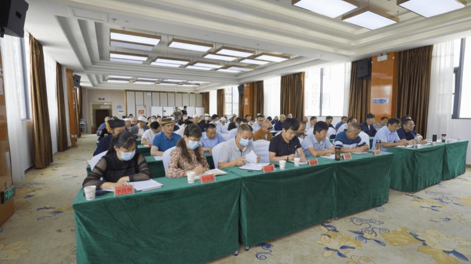 IM电竞 IM电竞app大理州开展2022年度民族宗教政策法规培训(图2)