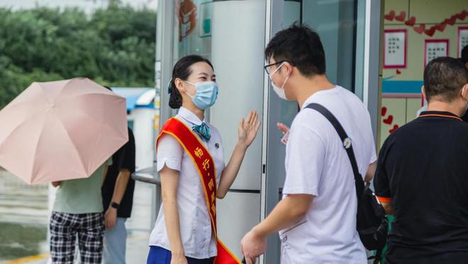 半岛观察丨青岛地铁13项运营服务指标位列全国第一 底气何来？IM电竞 IM电竞平台(图2)