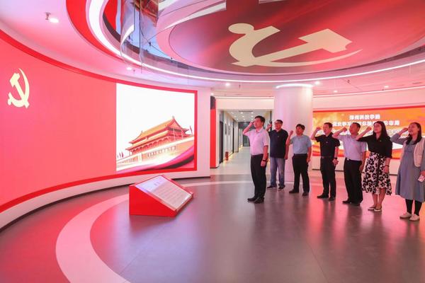 省教育厅政策法规处党支部在郑州科技学院开展主题党日活IM电竞 IM电竞app动(图2)