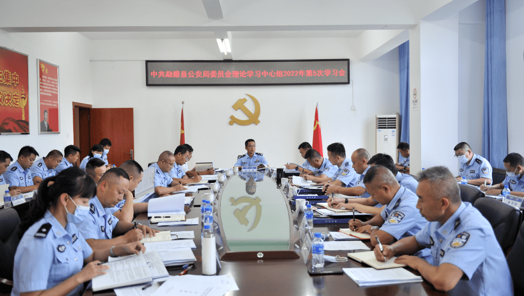 IM电竞 IM电竞app西双版纳州深化“三学”促进内政策法规学习宣传贯彻实效(图2)