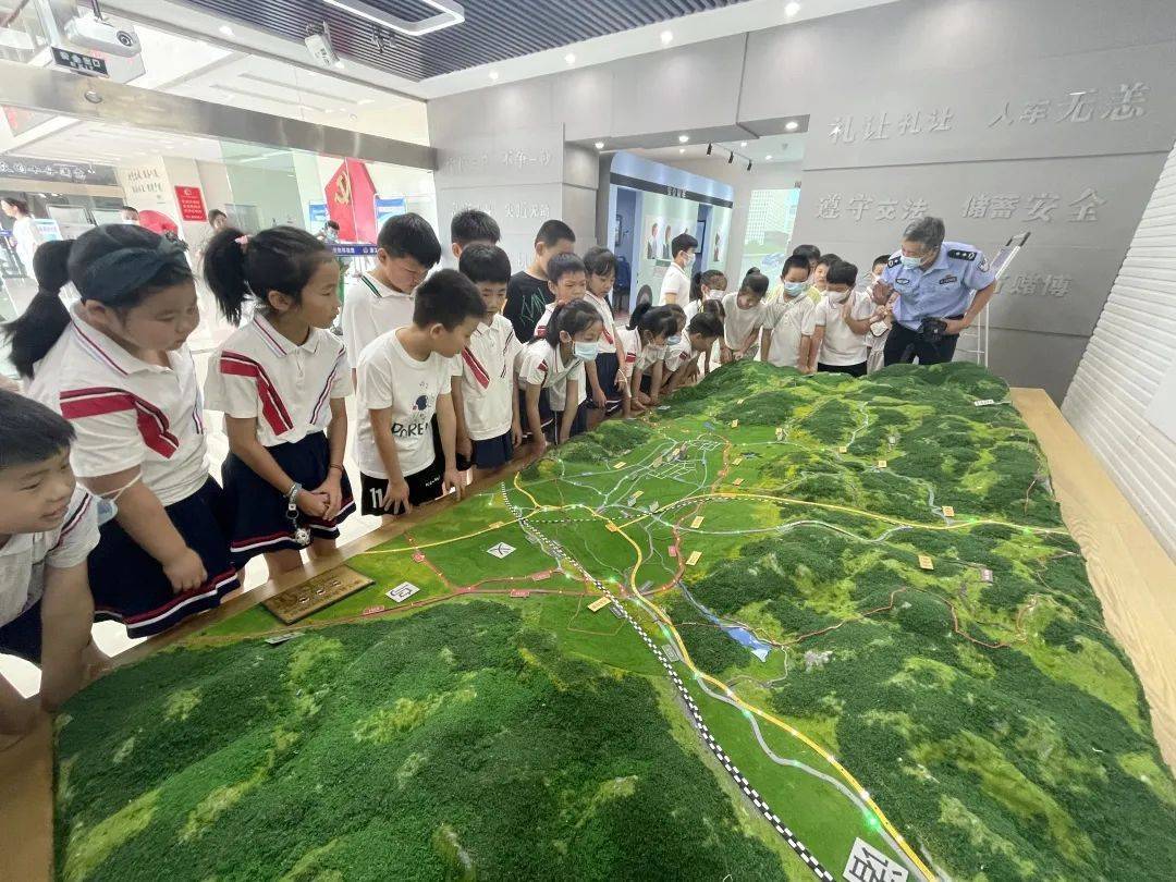 走进浦江县安防体验馆来一场真实的安全体验IM电竞 电子竞技平台(图4)