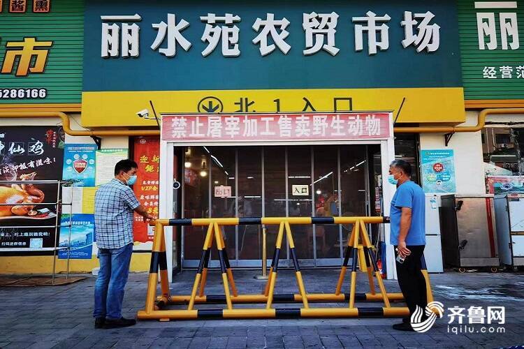 IM电竞 IM电竞平台确保节日安全 烟台市市场监管检查安防主体责任落实(图1)