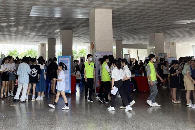 IM电竞 IM电竞平台广西国际商务职业技术学院顺利完成2022年教育部宏志助航计划培训任务(图4)