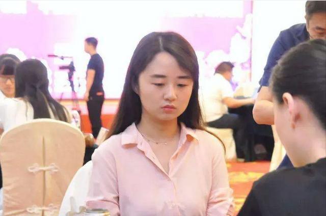 揭秘：围IM电竞 IM电竞app棋网红美女棋手战鹰的跨界营销(图5)