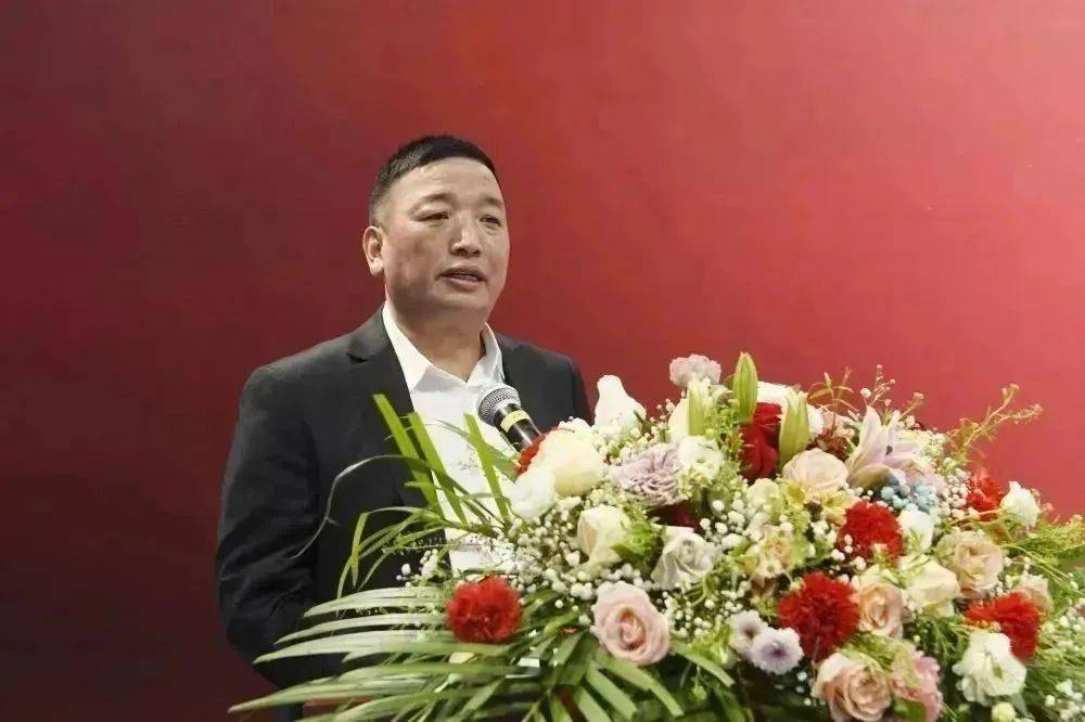 苍IM电竞 IM电竞app南一知名协会选出新会长(图3)