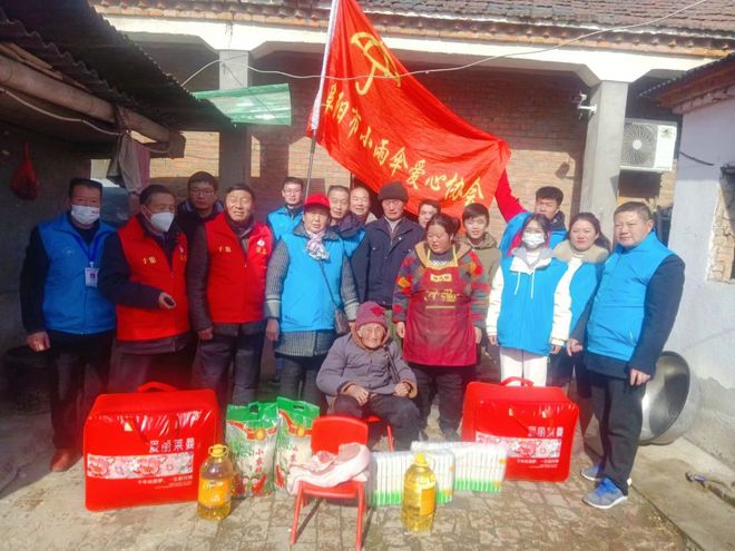 IM电竞 IM电竞app阜阳市小雨伞爱心协会“爱心慰问”再次走进阜南县于集乡洪洼区(图3)