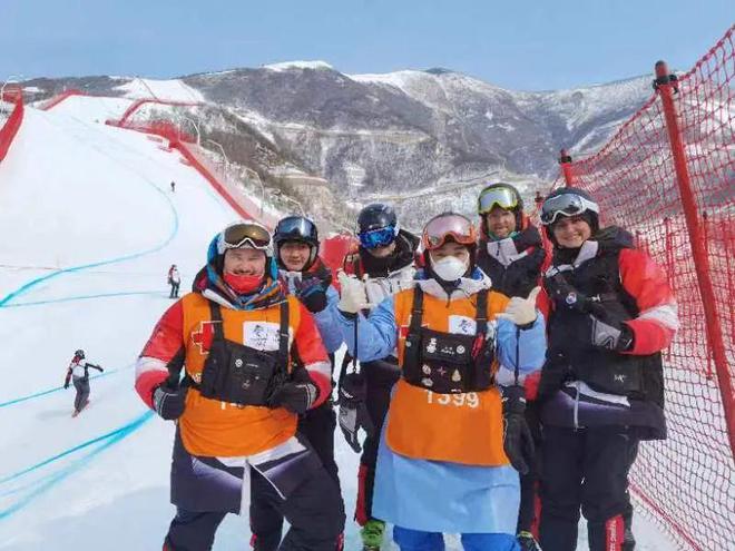 IM电竞 IM电竞app中国滑雪协会雪上医疗救援委员会正式成立并召开第一次全体会议(图3)