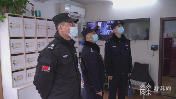 守好入校第IM电竞 IM电竞平台一道关 南京警方对校园安防进行全面检查(图2)