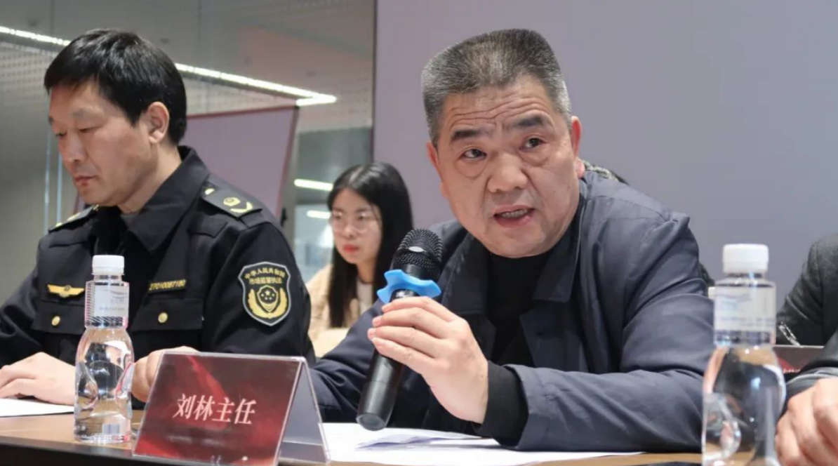 西安市房IM电竞 IM电竞app地产中介行业协会“维权工作站”成立及促进行业发展座谈会圆满召开(图3)