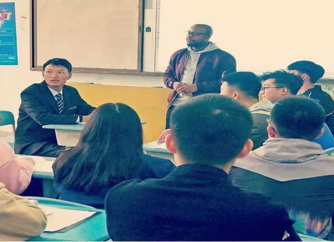 国际商务学院三大专业来了解一下IM电竞 电子竞技平台？(图2)