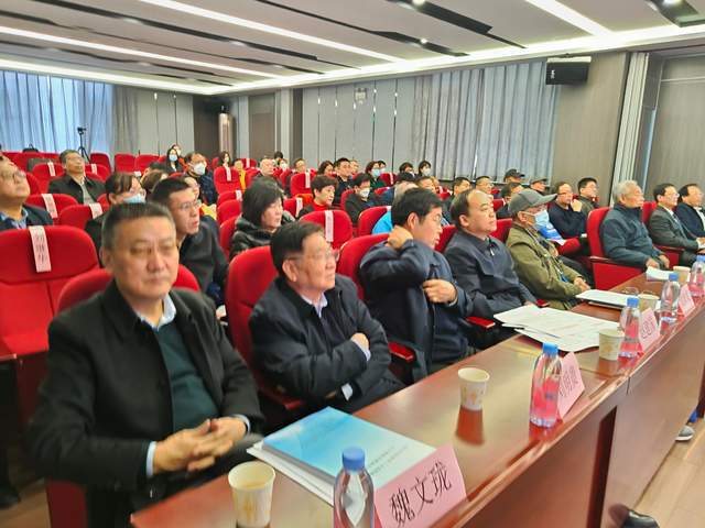 IM电竞 IM电竞平台紧扣时代主旋律 助力山西新发展 山西省教授协会开四届十次理事会(图3)