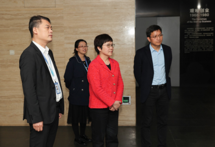 中国照明电器协会理IM电竞 电子竞技平台事长何烨一行到访美智光电共探行业高质量发展(图1)