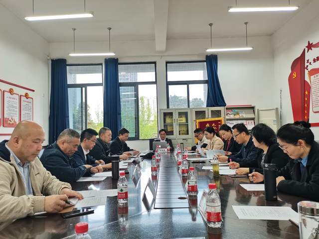 重庆科技学院法政与经贸学院国际商务IM电竞 IM电竞平台专业硕士研究生培养方案论证会议召开(图1)