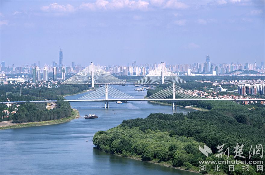 中建三局：建IM电竞 电子竞技平台证交通强国 引领行业进步(图1)