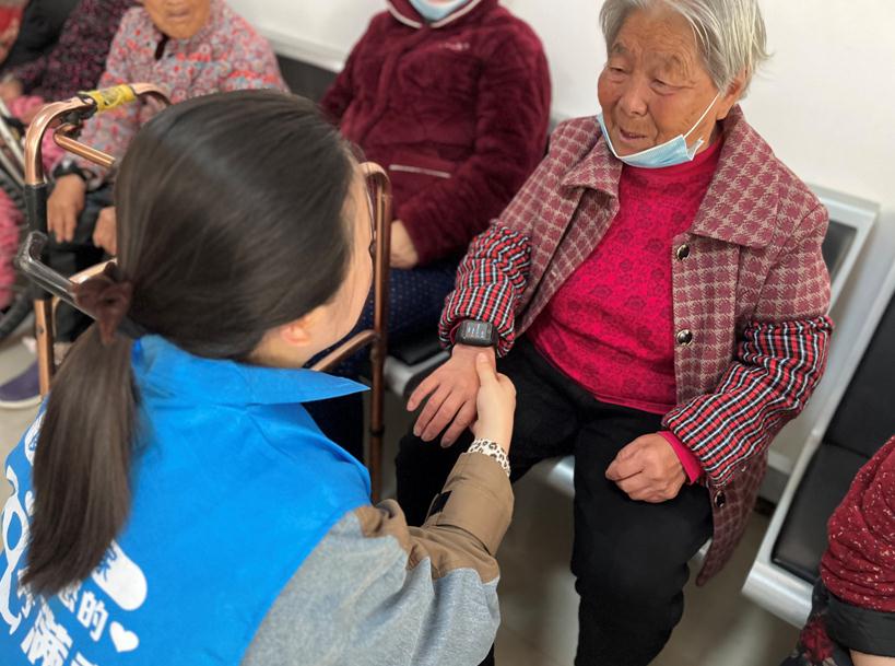 智能IM电竞 IM电竞平台安防、健康监护移动5G智能养老落地新乡辉县！(图4)